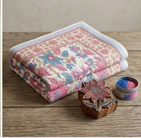 Rose And Cream Floral Cotton Decorative Comforter (size: 108 X 90")
